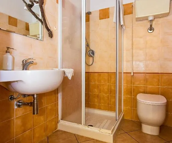 Semesterbostad Le Navi In Cielo Imperia